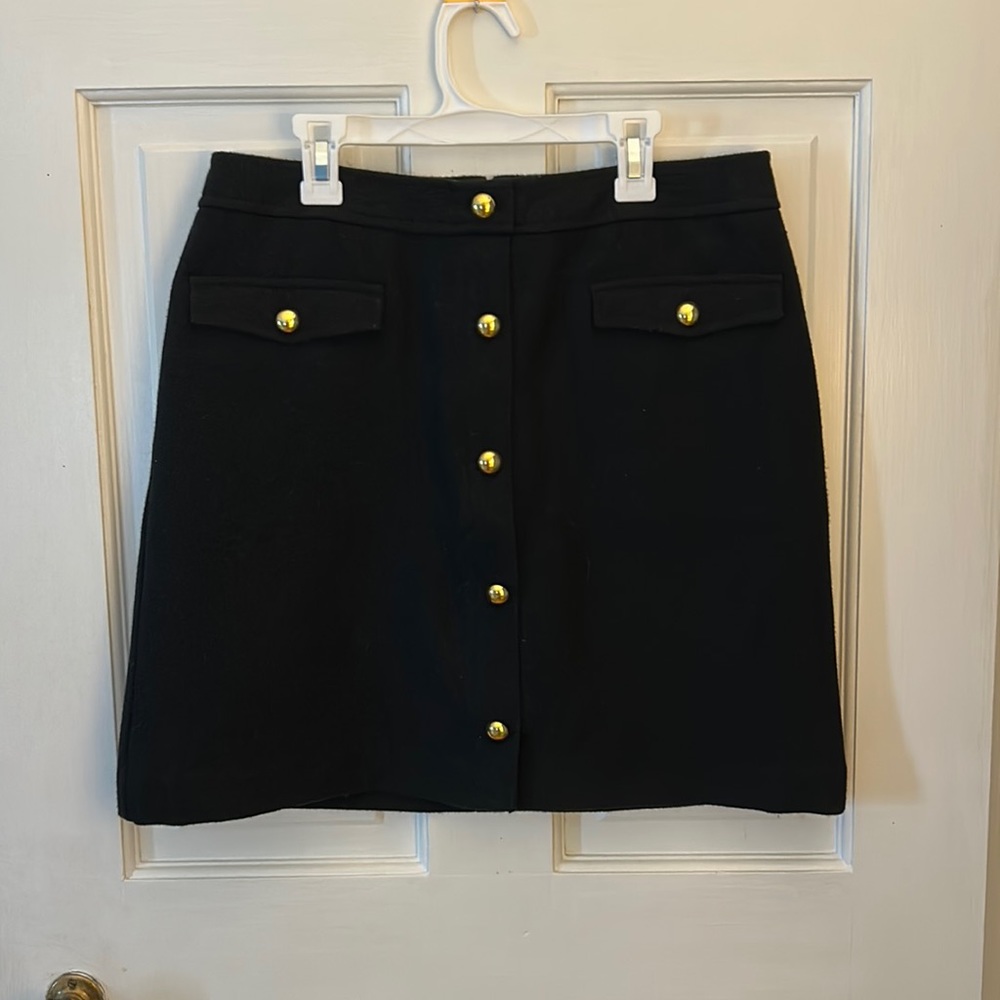 Black tweed skirt with gold buttons